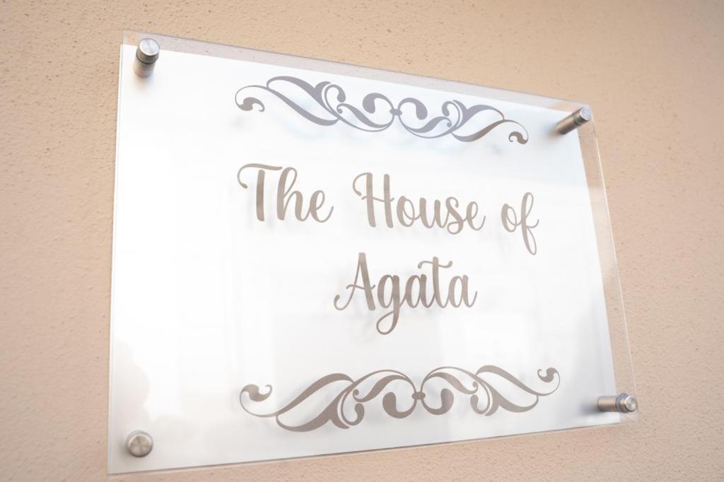 Vila The House Of Agata Katánie Exteriér fotografie